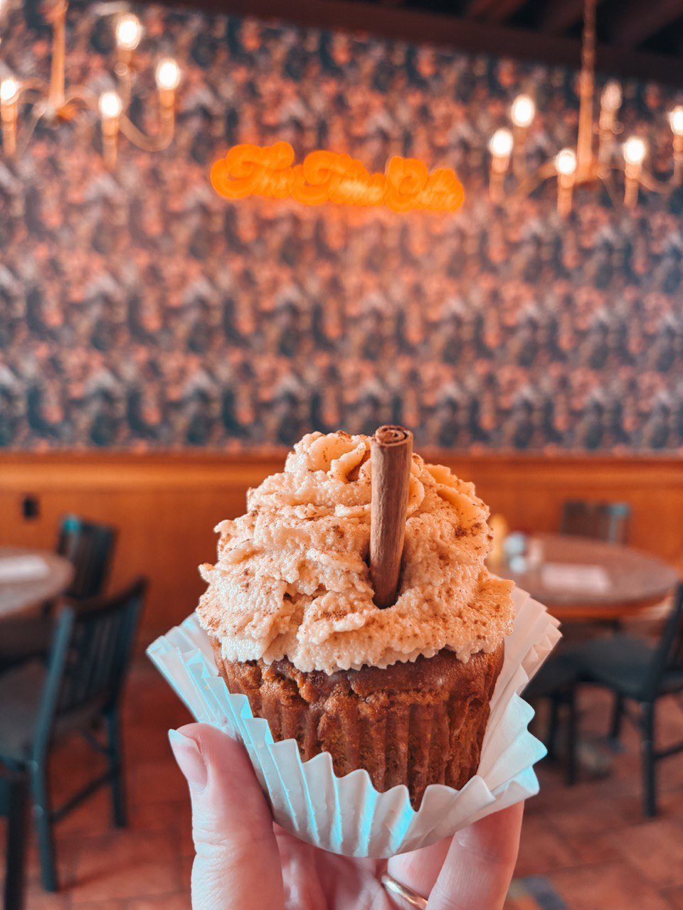 Cinnamon Cupcake